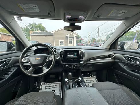 Used 2018 Chevrolet Traverse LS image 26