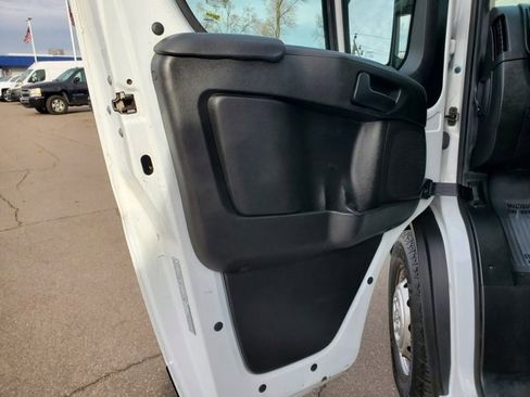 Used 2023 RAM ProMaster 2500 image 7