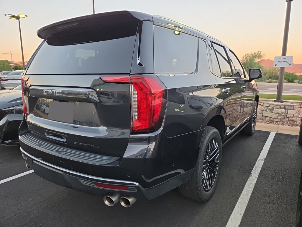 Used 2023 GMC Yukon Denali Ultimate AWD/4WD image 4
