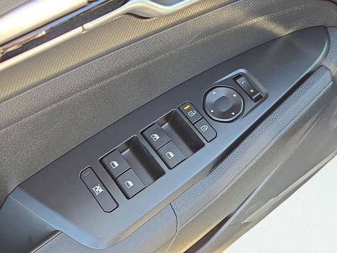 New 2026 Kia Sportage S AWD/4WD image 16