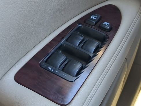 Used 2011 Toyota Avalon image 23