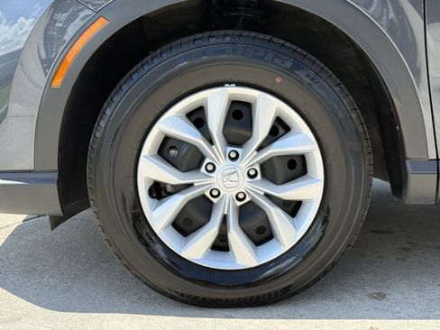 Used 2025 Honda CR-V LX image 12