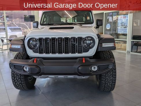 New 2026 Jeep Gladiator Mojave w/ Technology Group AWD/4WD image 11