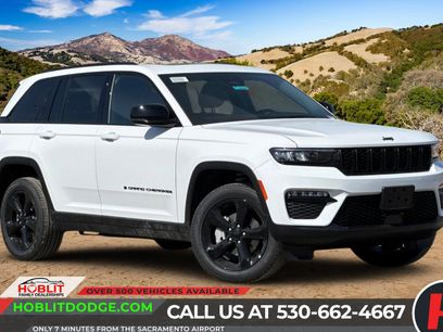 New 2025 Jeep Grand Cherokee Limited w/ Black Appearance Package