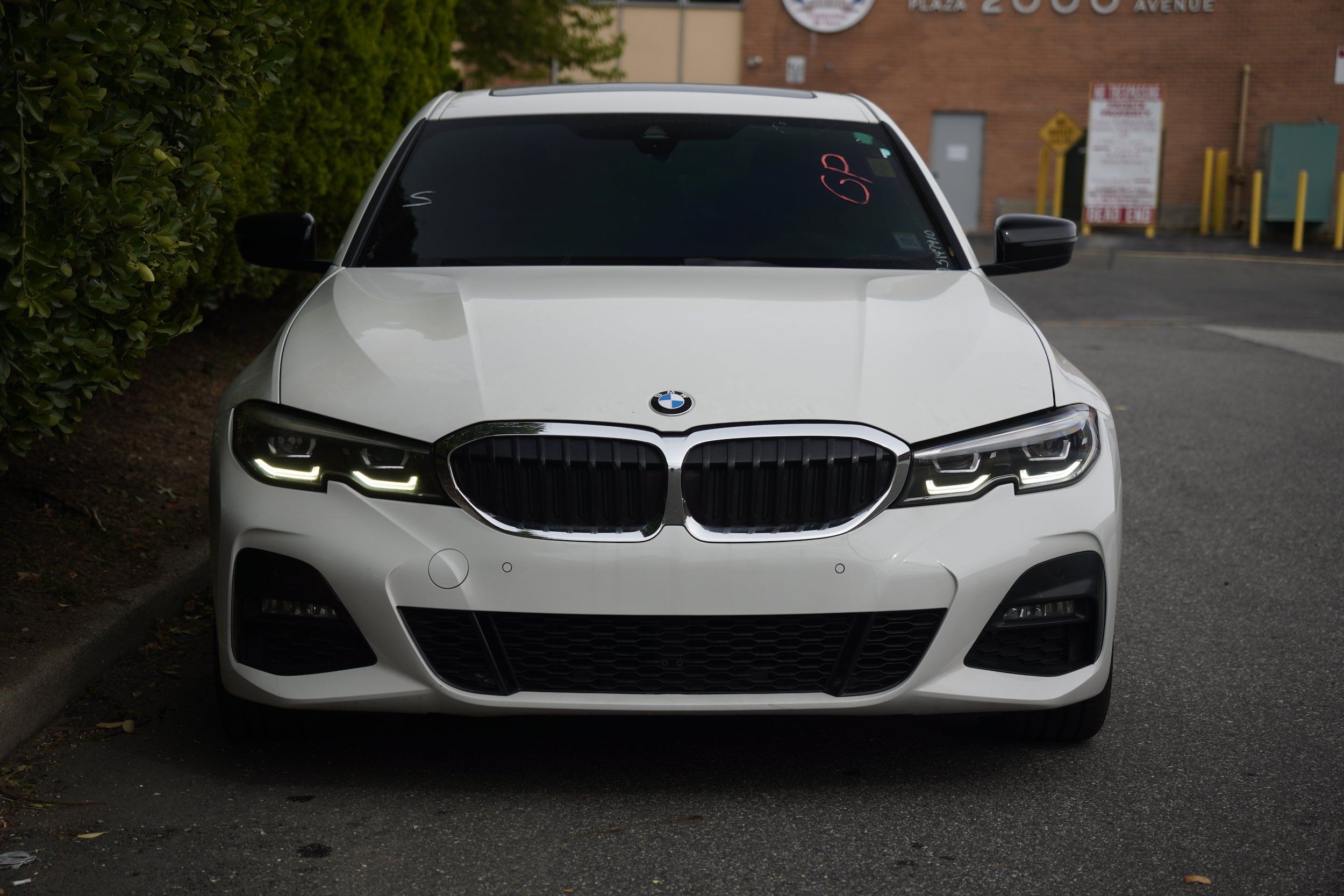 Used 2021 BMW 330i Sedan w/ M Sport Package RWD image 10