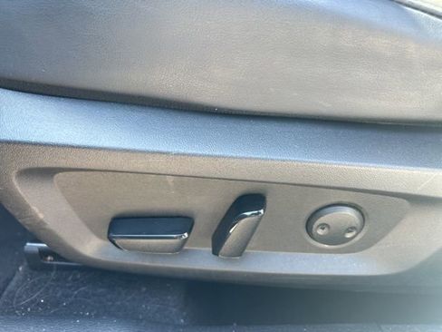 Used 2024 Mitsubishi Outlander SE image 13