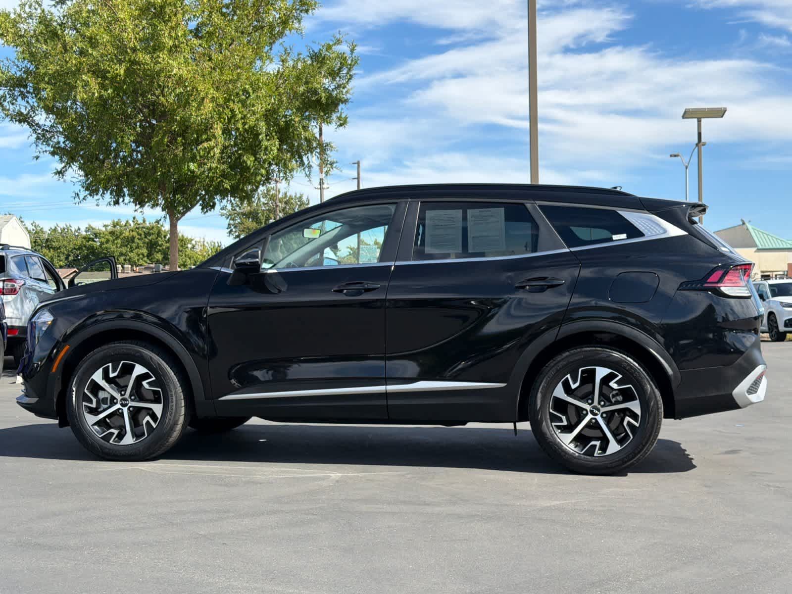 Used 2023 Kia Sportage EX w/ EX Premium Package AWD/4WD image 9