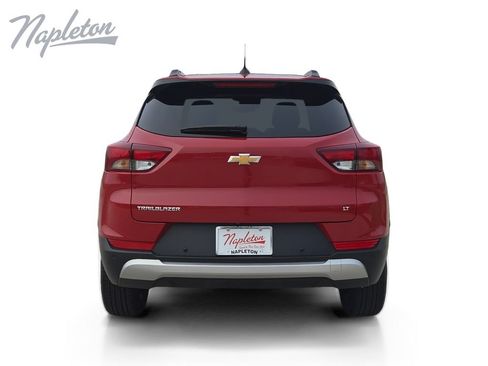 Used 2026 Chevrolet TrailBlazer LT w/ Convenience Package FWD image 4