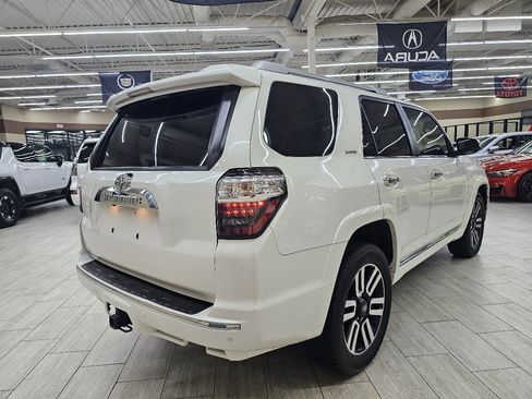 Used 2016 Toyota 4Runner Limited image 8