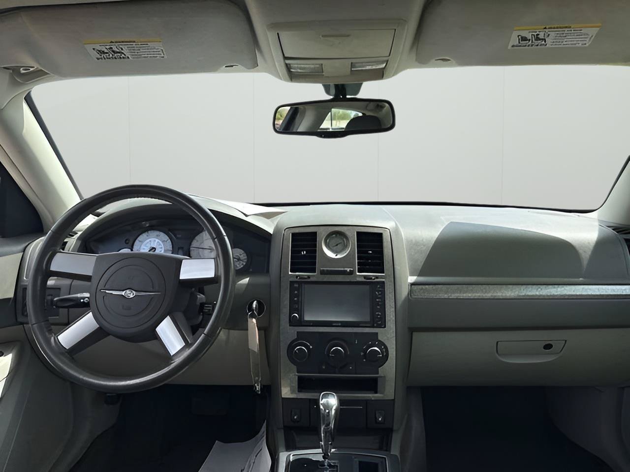 Used 2008 Chrysler 300 Touring RWD image 18