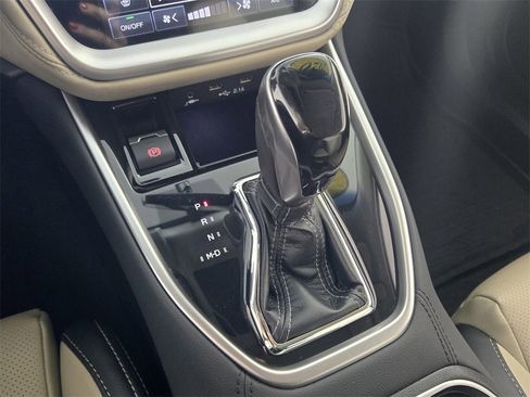 Used 2020 Subaru Outback Limited XT image 25