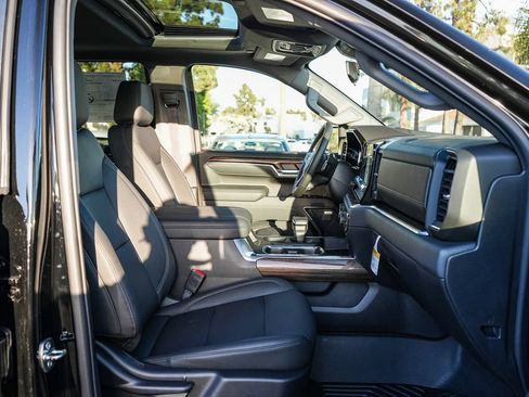 New 2026 Chevrolet Silverado 1500 LT Trail Boss w/ Safety Package AWD/4WD image 17