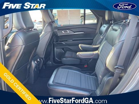 Certified 2025 Ford Explorer ST-Line AWD/4WD image 13