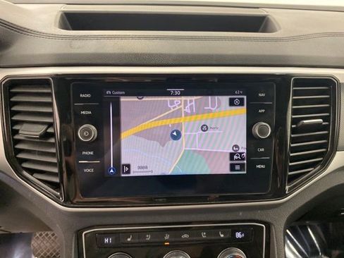 Used 2021 Volkswagen Atlas Cross Sport SEL image 20