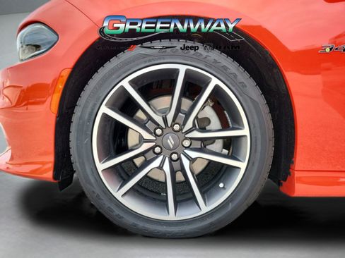 Used 2023 Dodge Charger R/T w/ Technology Group image 31