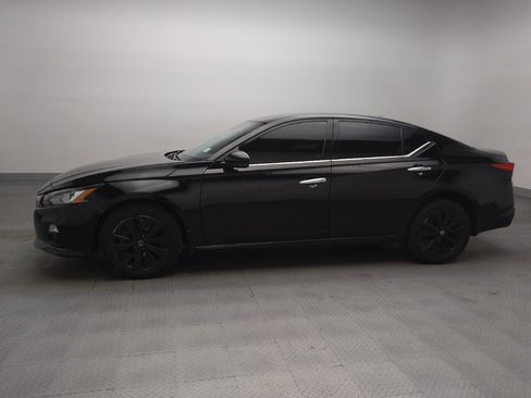 Used 2020 Nissan Altima 2.5 SL AWD/4WD image 2