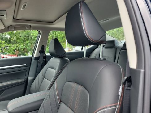 New 2026 Nissan Altima 2.5 SR w/ SR Premium Package FWD image 21