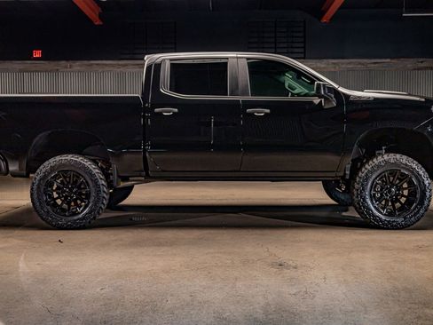 Used 2025 Chevrolet Silverado 1500 Custom Trail Boss w/ Midnight Edition image 11