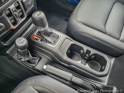 New 2026 Jeep Wrangler Unlimited Sahara AWD/4WD image 22
