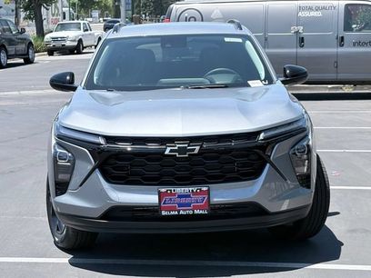New 2026 Chevrolet Trax LT w/ Driver Confidence Package