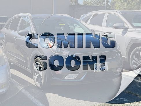 Used 2018 Kia Niro LX FWD image 1