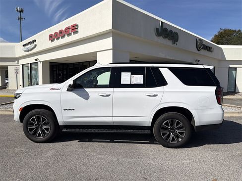 Used 2023 Chevrolet Tahoe Z71 w/ Luxury Package image 9
