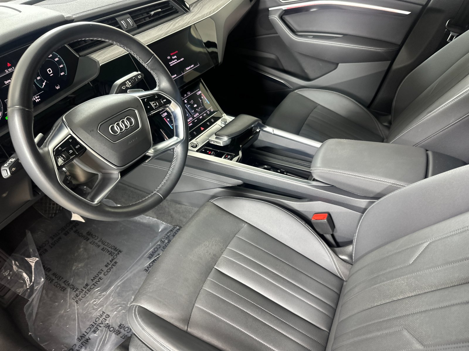 Used 2024 Audi Q8 e-tron Premium Plus w/ Premium Plus Package AWD/4WD image 10