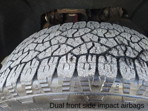 Used 2020 GMC Sierra 2500 AT4 w/ AT4 Premium Package image 40