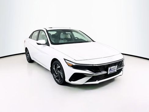 New 2025 Hyundai Elantra Limited image 1