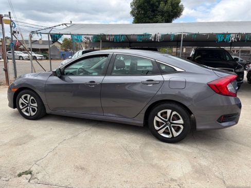 Used 2018 Honda Civic LX image 2