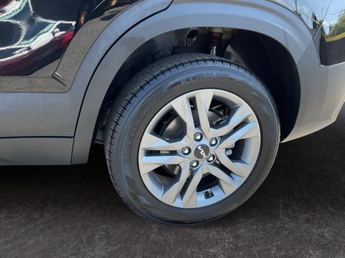 Used 2022 Kia Seltos LX AWD/4WD image 9