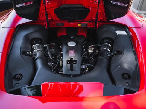 Used 2021 Ferrari F8 Tributo RWD image 46