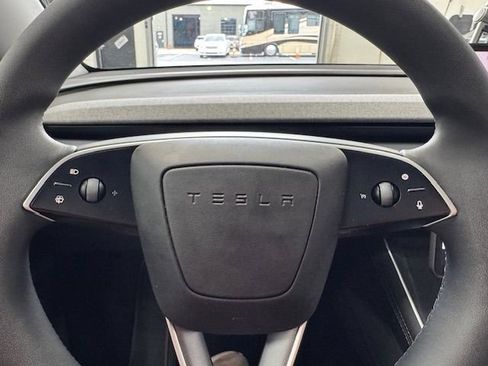 Used 2026 Tesla Model Y Long Range AWD/4WD image 8