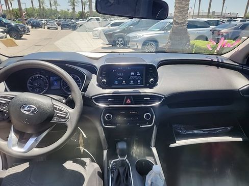 Used 2020 Hyundai Santa Fe SE AWD/4WD image 7