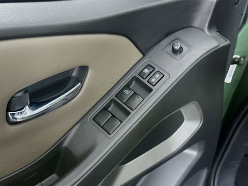 Used 2023 Nissan Frontier SV w/ Technology Package RWD image 15