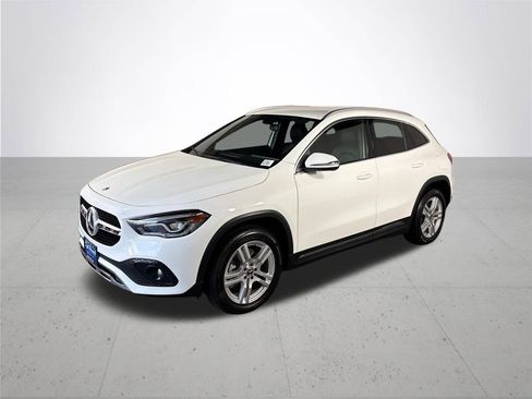 Used 2023 Mercedes-Benz GLA 250 4MATIC image 2