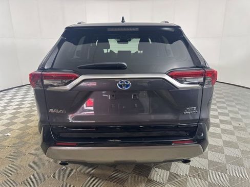 Used 2023 Toyota RAV4 XSE AWD/4WD image 8