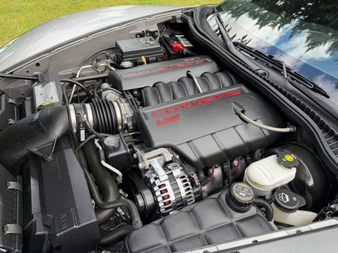 Used 2007 Chevrolet Corvette Coupe w/ Preferred Equipment Group RWD image 28