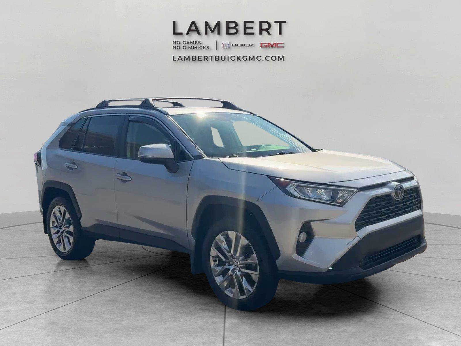 Used 2020 Toyota RAV4 XLE Premium AWD/4WD image 7