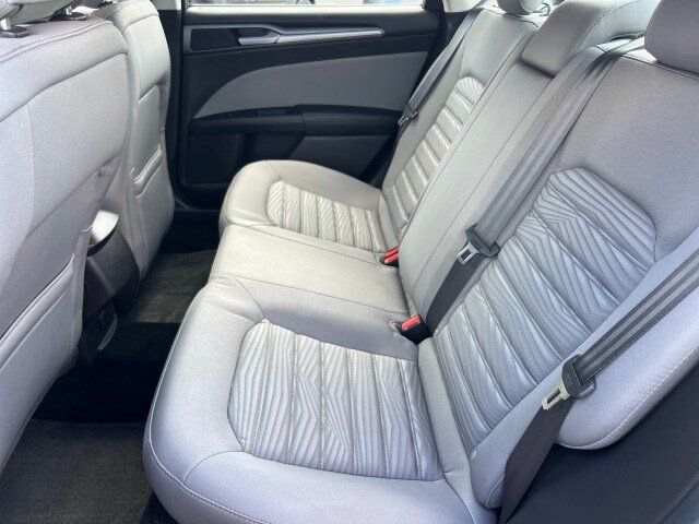 Used 2016 Ford Fusion S FWD image 16