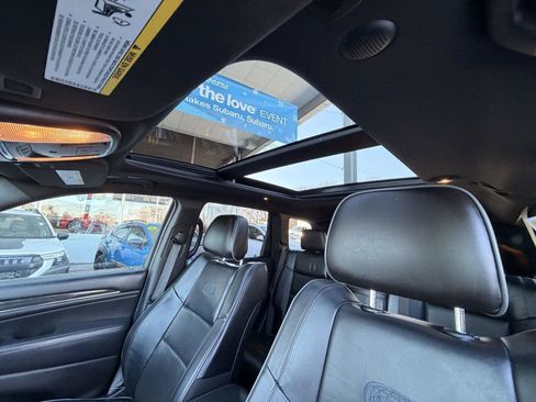 Used 2019 Jeep Grand Cherokee Overland image 29