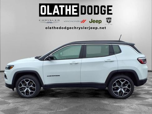 Used 2025 Jeep Compass Limited AWD/4WD image 20