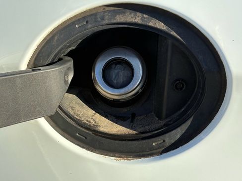 Used 2020 Chrysler Pacifica Touring-L Plus image 33