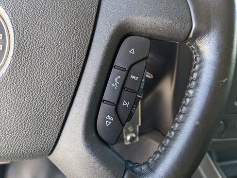 Used 2022 GMC Savana 3500 w/ Power Convenience Package image 26