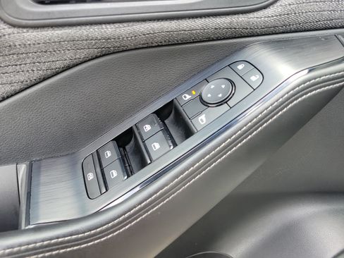 Certified 2021 Nissan Rogue SV FWD image 15