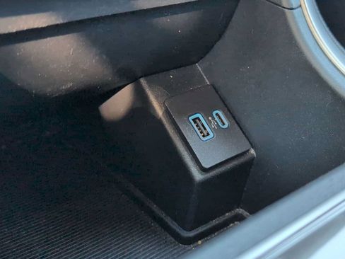 Used 2024 Ford Edge SEL AWD/4WD image 29