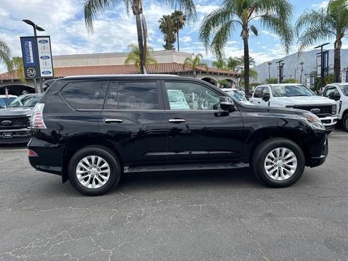 Used 2021 Lexus GX 460 Premium w/ Premium Package AWD/4WD image 14