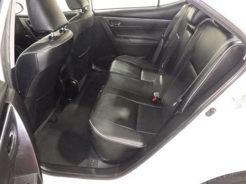 Used 2017 Toyota Corolla XLE w/ Carpet Mat Package (TMS) FWD image 7
