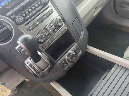 Used 2015 Honda Pilot SE image 27