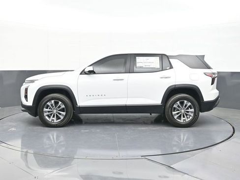 New 2026 Chevrolet Equinox LT w/ Safety and Technology Package FWD image 8